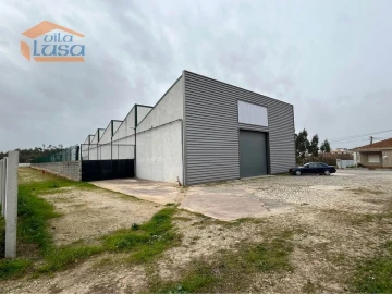 Armazém para Venda em Ílhavo (São Salvador)