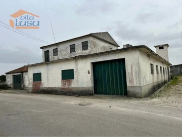 Armazém para Venda em Ílhavo (São Salvador)