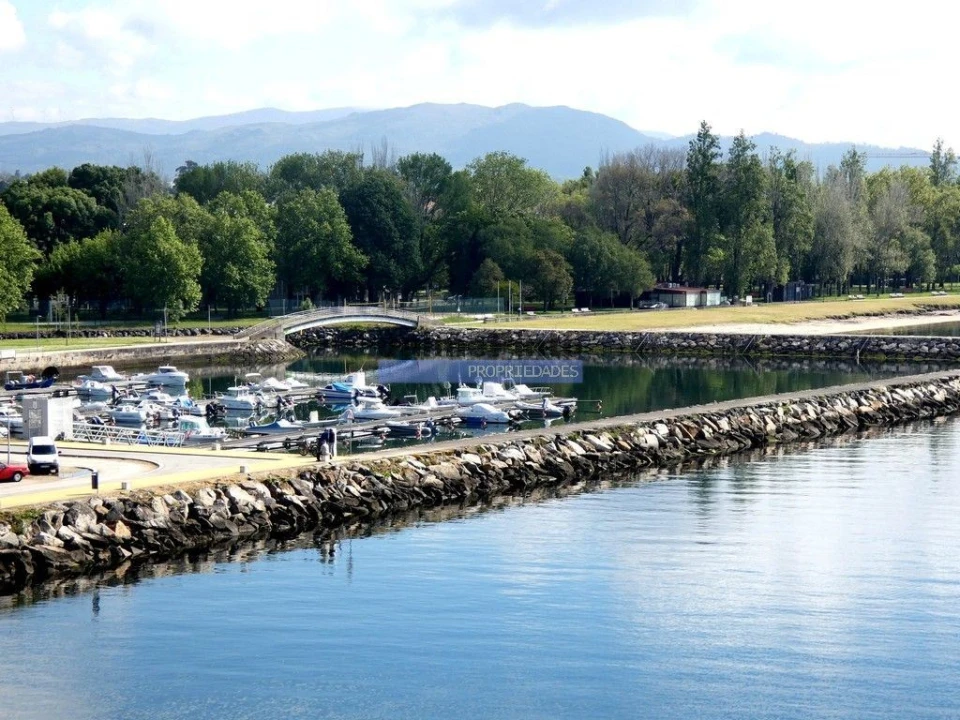Prédio para Venda em Santa Maria Maior e Monserrate e Meadela Foto 8