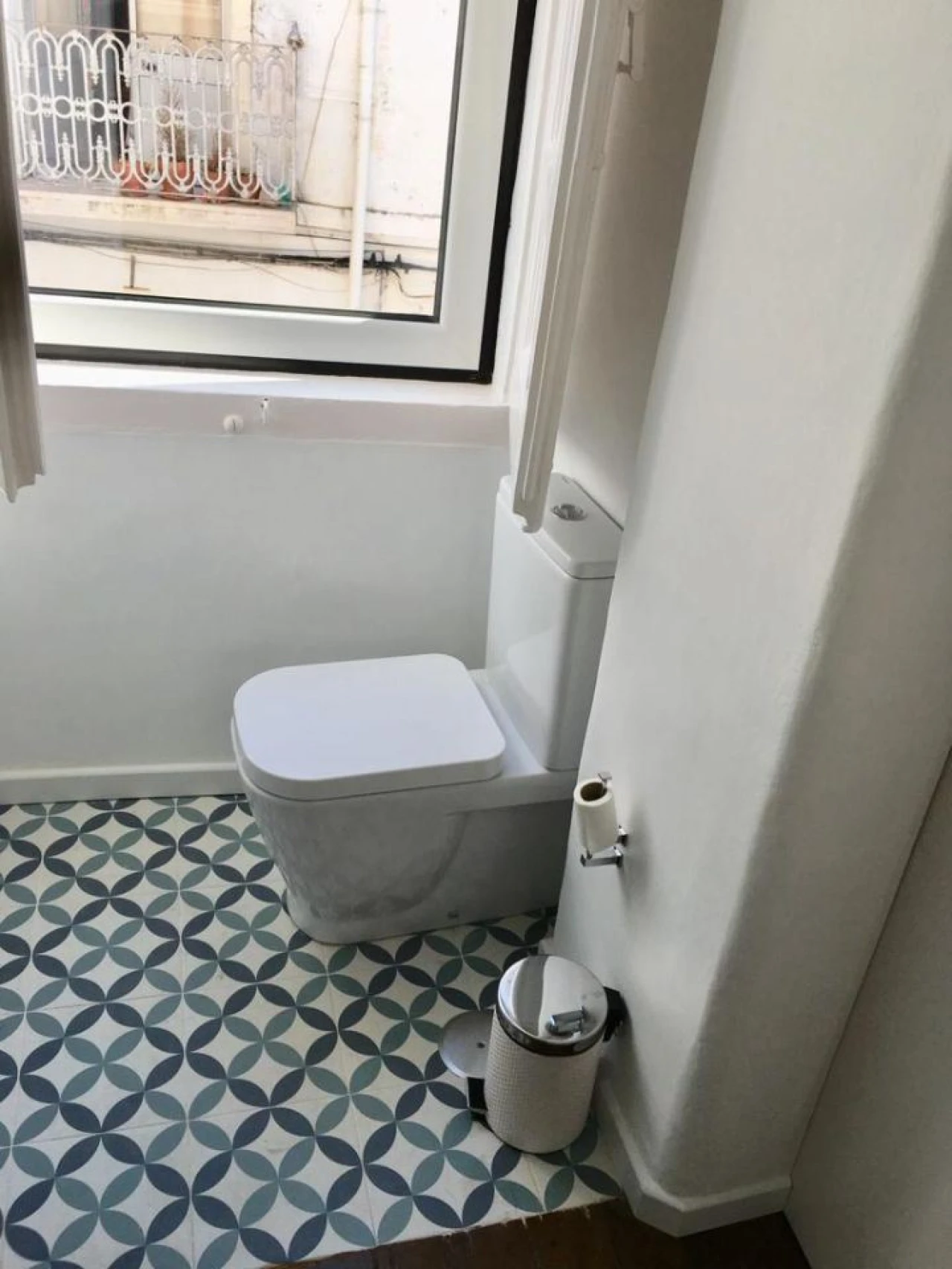 Prédio para Venda em Caia, São Pedro e Alcáçova Foto 8