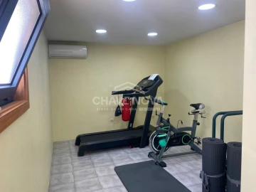 Moradia T4 para Venda em Vilar de Andorinho