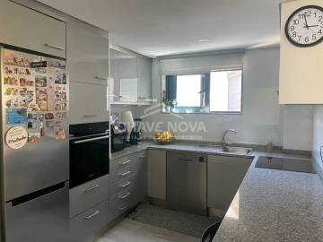 Moradia T4 para Venda em Vilar de Andorinho