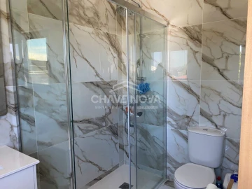 Moradia T4 para Venda em Vilar de Andorinho