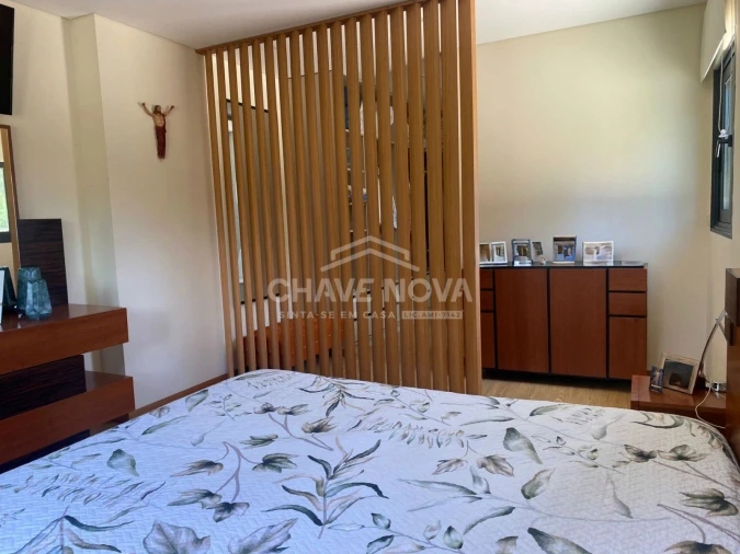 Moradia T4 para Venda em Vilar de Andorinho Foto 21