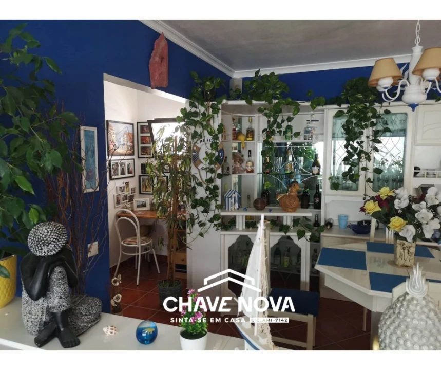 Apartamento T2 para Venda em Quarteira Foto 3