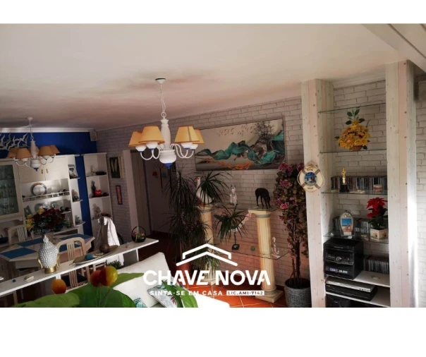 Apartamento T2 para Venda em Quarteira Foto 10