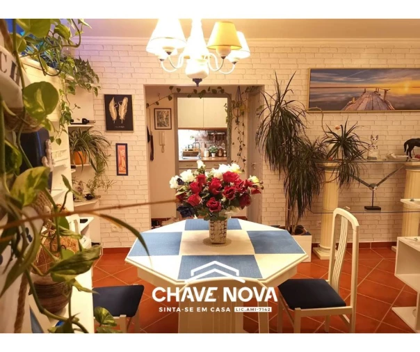 Apartamento T2 para Venda em Quarteira Foto 9