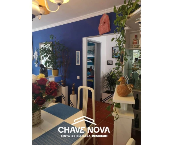 Apartamento T2 para Venda em Quarteira Foto 4