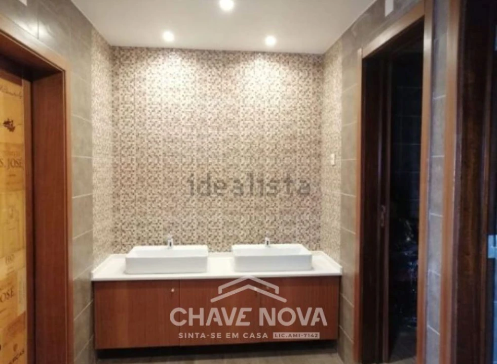 Loja para Venda em Quarteira Foto 20