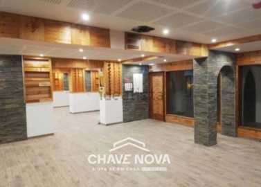 Loja para Venda em Quarteira