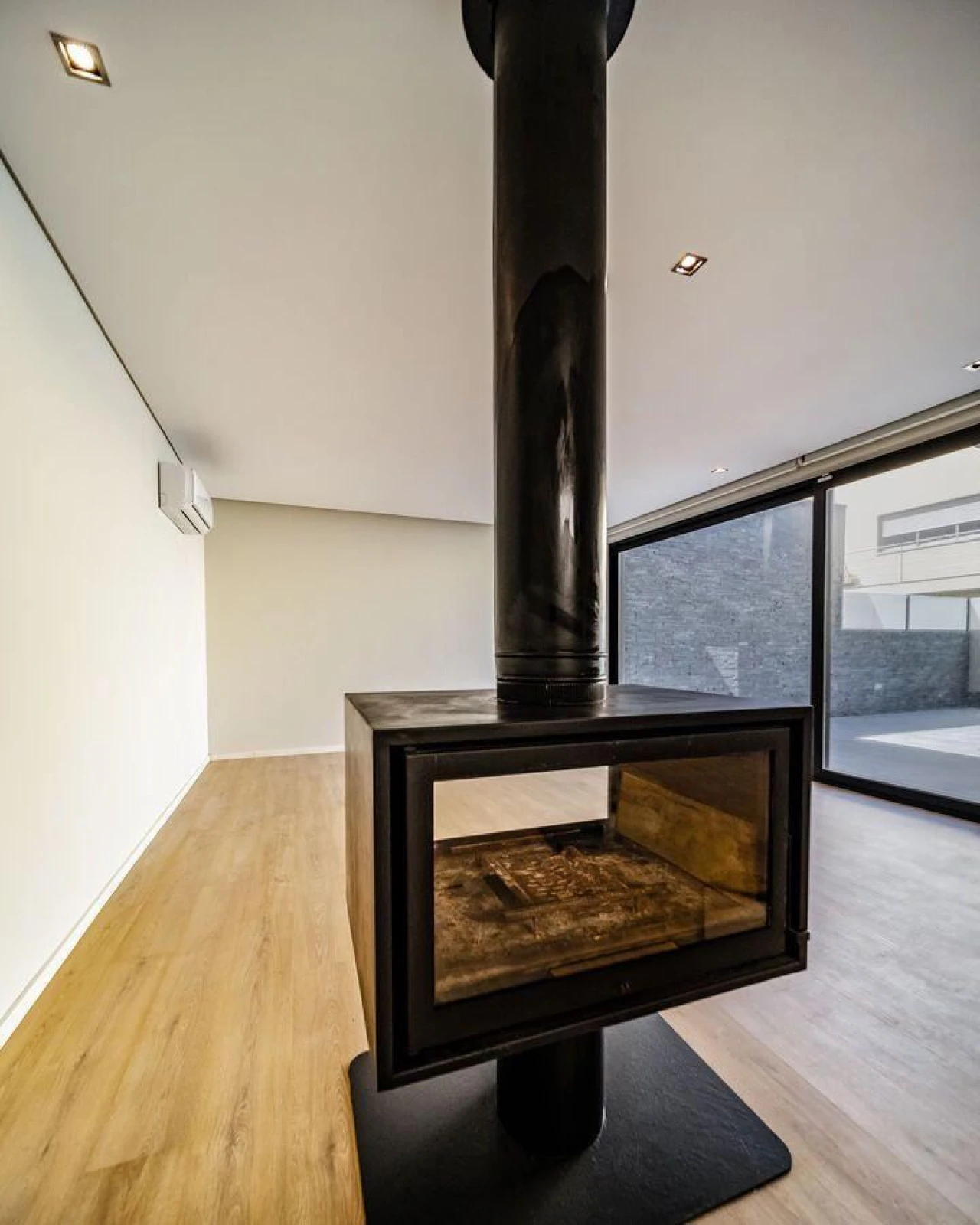 Moradia T3 para Venda em Madalena Foto 3