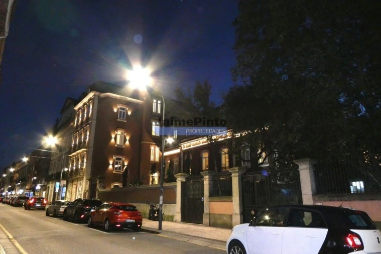 Apartamento T3 para Venda em Cedofeita, Santo Ildefonso, Sé, Miragaia, São Nicolau e Vitória Foto 3