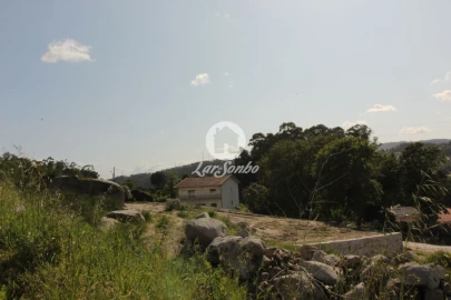 Terreno para Venda em Cepães e Fareja