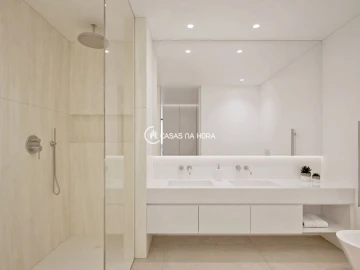 Moradia T4 para Venda em Lagos (São Sebastião e Santa Maria)