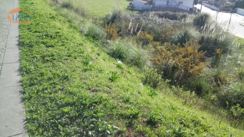 Terreno para Venda em Rio Tinto