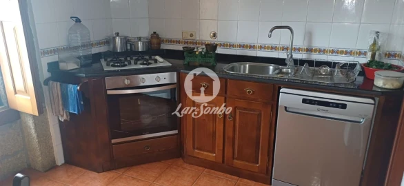 Quinta T2 para Venda em Carvalhosa