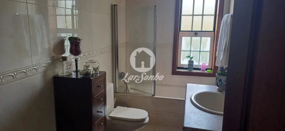 Quinta T2 para Venda em Carvalhosa