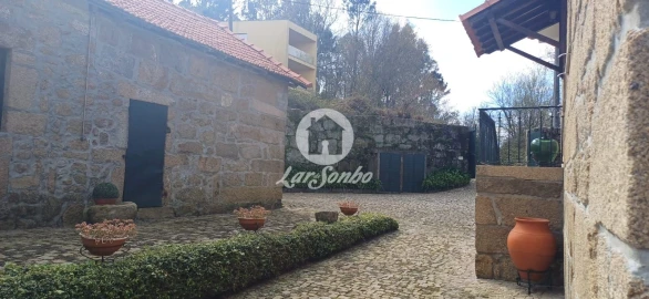 Quinta T2 para Venda em Carvalhosa