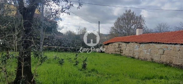 Quinta T2 para Venda em Carvalhosa