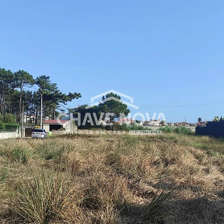 Terreno para Venda em Arcozelo Foto 1