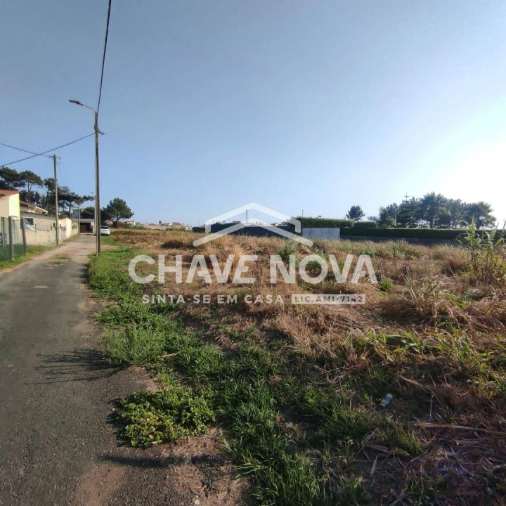 Terreno para Venda em Arcozelo Foto 3