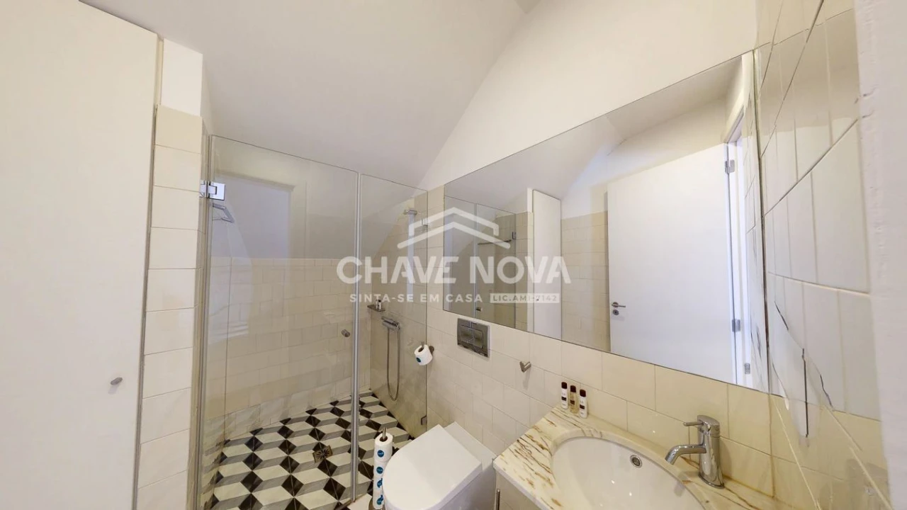 Apartamento T1 para Venda em Cedofeita, Santo Ildefonso, Sé, Miragaia, São Nicolau e Vitória Foto 7