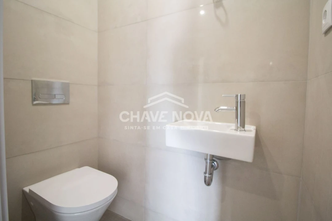 Apartamento T3 para Venda em Cedofeita, Santo Ildefonso, Sé, Miragaia, São Nicolau e Vitória Foto 10
