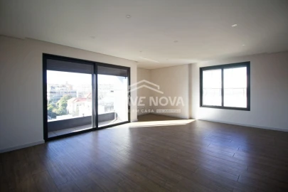 Apartamento T3 para Venda em Cedofeita, Santo Ildefonso, Sé, Miragaia, São Nicolau e Vitória