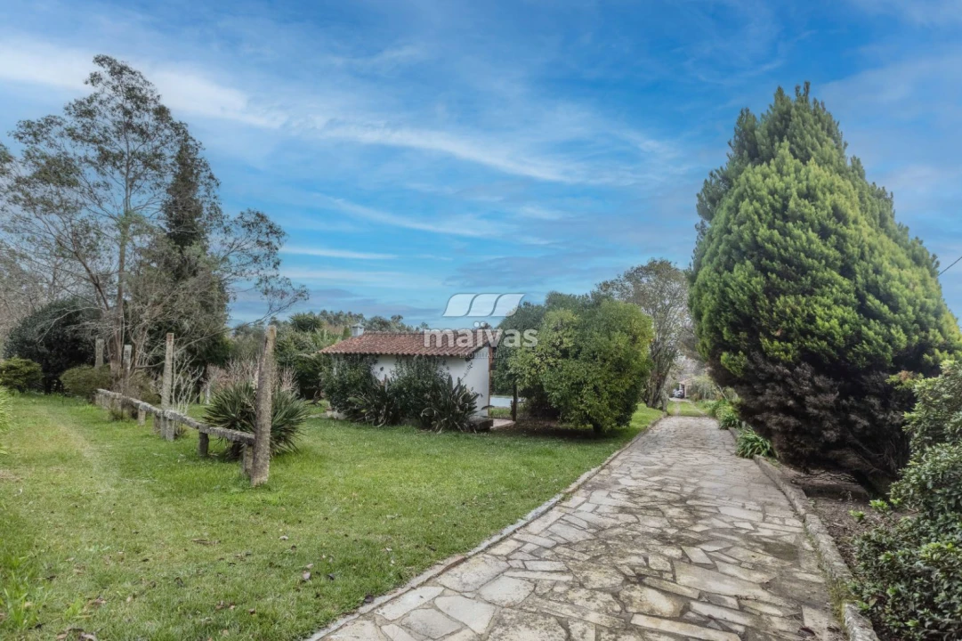 Moradia T5 para Venda em Santa Comba Foto 5