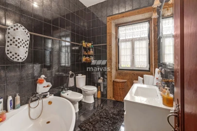 Moradia T5 para Venda em Santa Comba