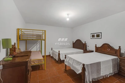 Moradia T5 para Venda em Santa Comba