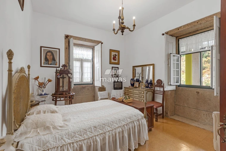 Moradia T5 para Venda em Santa Comba Foto 18