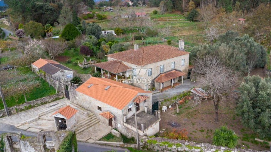 Moradia T5 para Venda em Santa Comba Foto 35