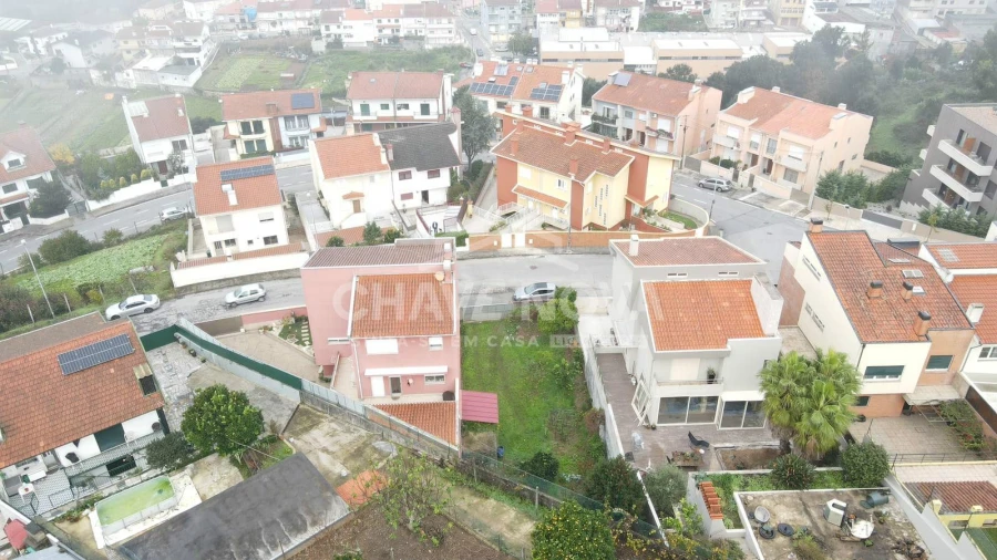 Terreno para Venda em Rio Tinto Foto 2