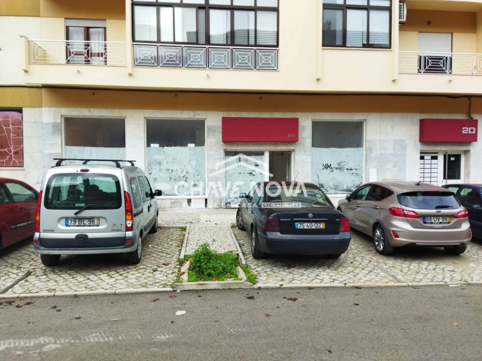 Loja para Venda em Alto do Seixalinho, Santo André e Verderena Foto 9