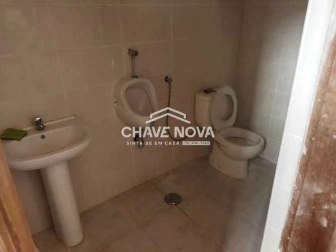 Loja para Venda em Alto do Seixalinho, Santo André e Verderena Foto 6