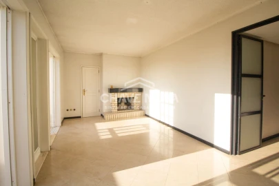 Moradia T11 para Venda em Arcozelo