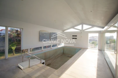 Moradia T11 para Venda em Arcozelo