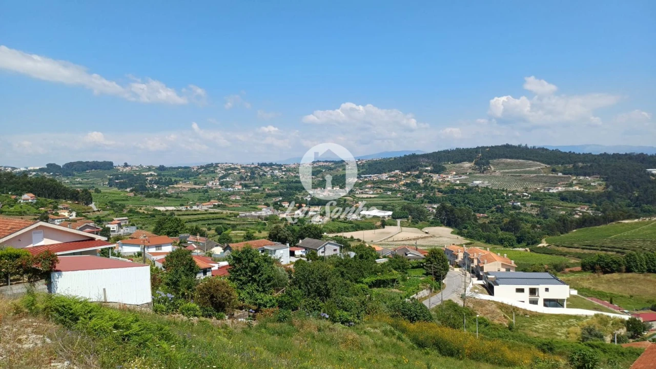 Terreno P/ Prédio para Venda em Figueiró (Santiago e Santa Cristina) Foto 6