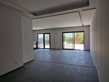 Apartamento T5 para Venda em São Brás de Alportel