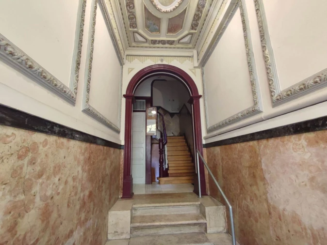 Apartamento T2 para Venda em Arroios Foto 2