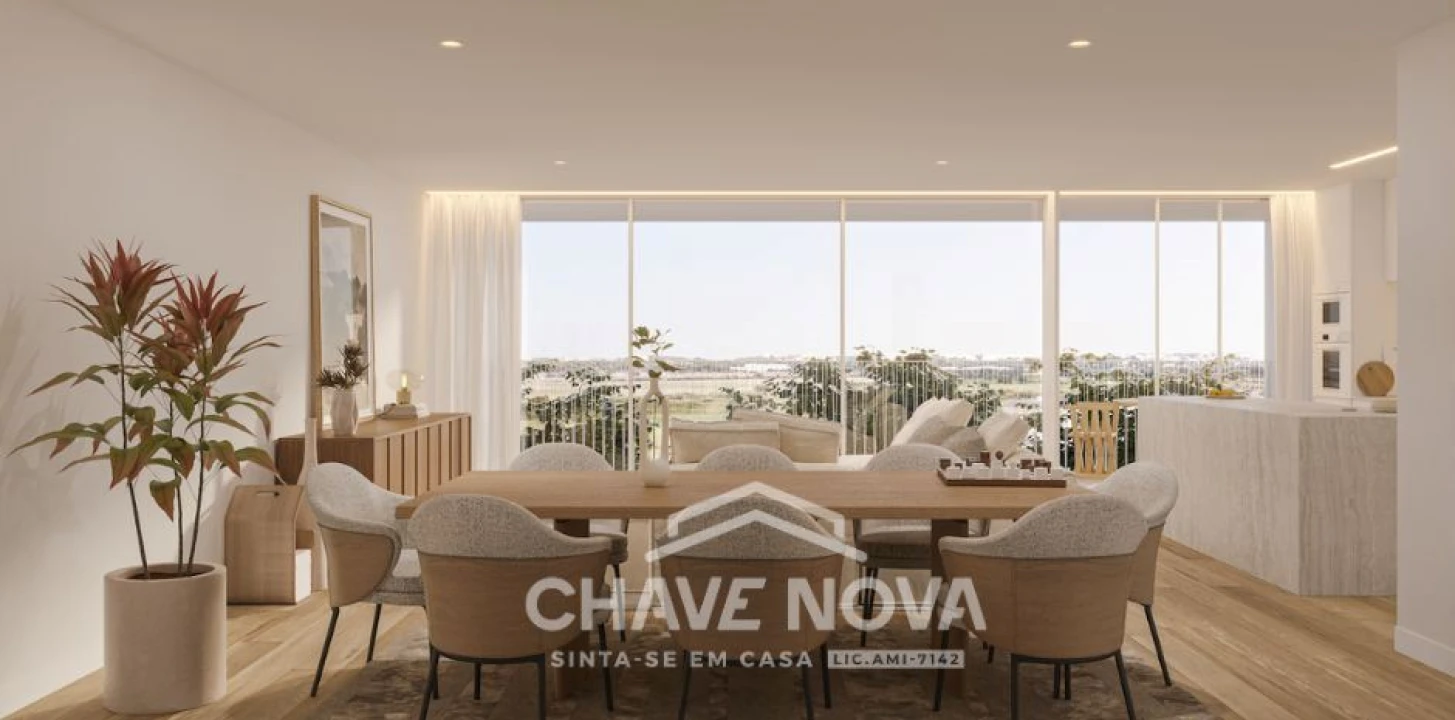 Apartamento T4 para Venda em Quarteira Foto 13