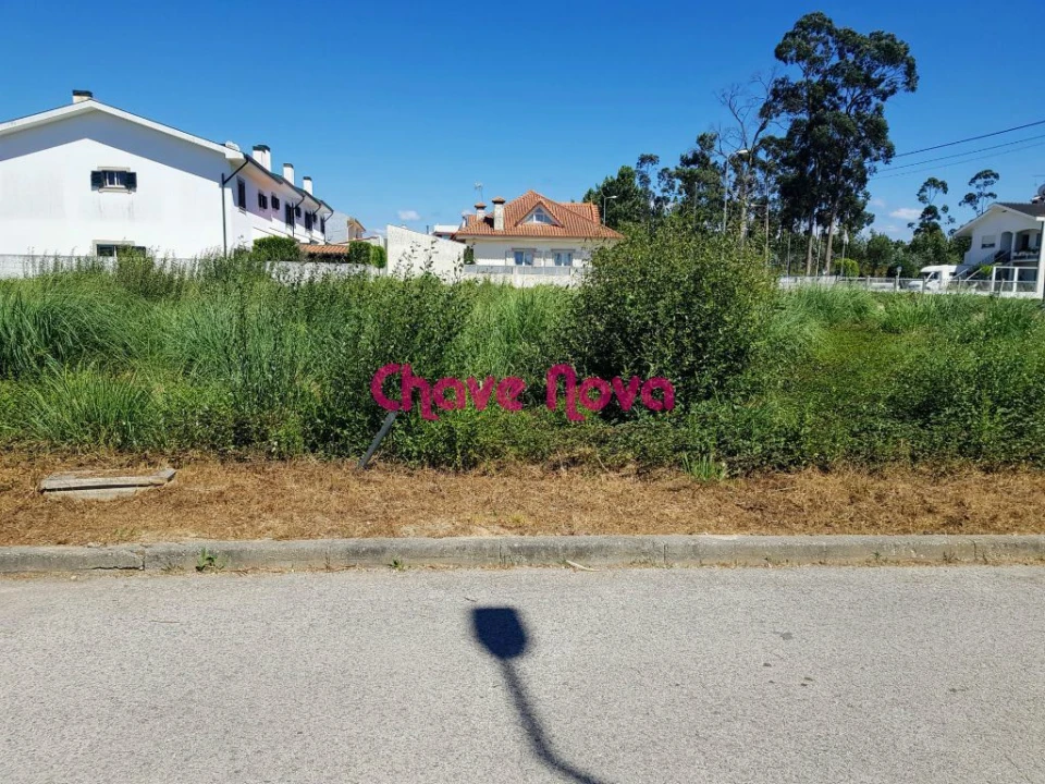 Terreno para Venda em São João de Ver Foto 2