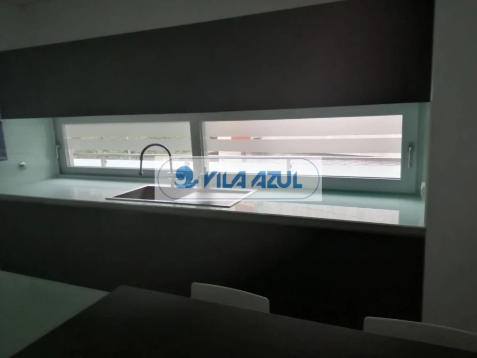 Apartamento T4 para Venda em Azurem Foto 14