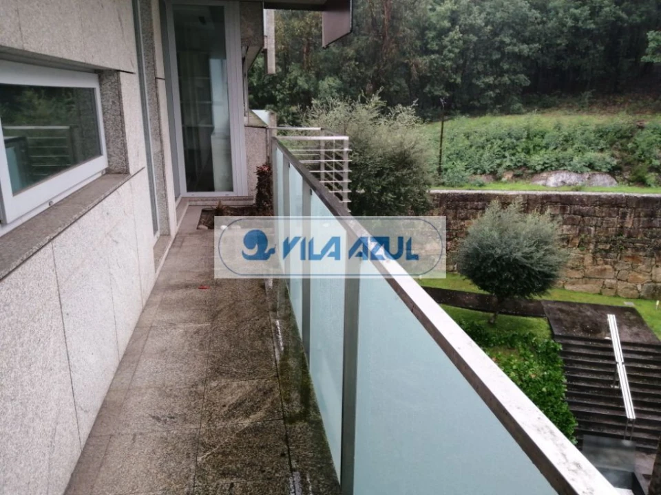 Apartamento T4 para Venda em Azurem Foto 21