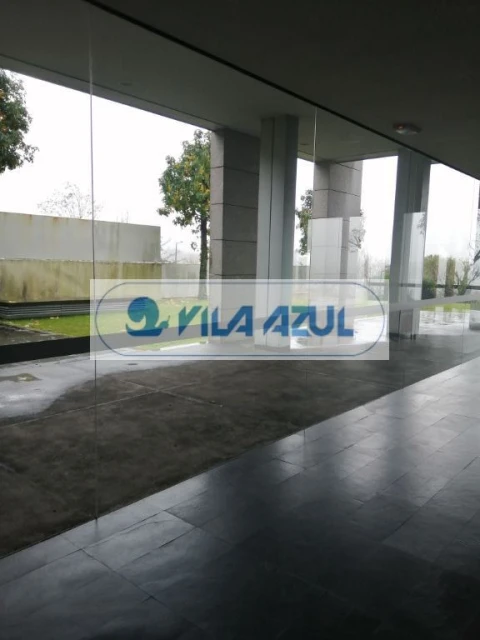 Apartamento T4 para Venda em Azurem