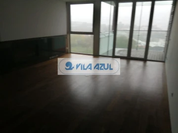 Apartamento T4 para Venda em Azurem