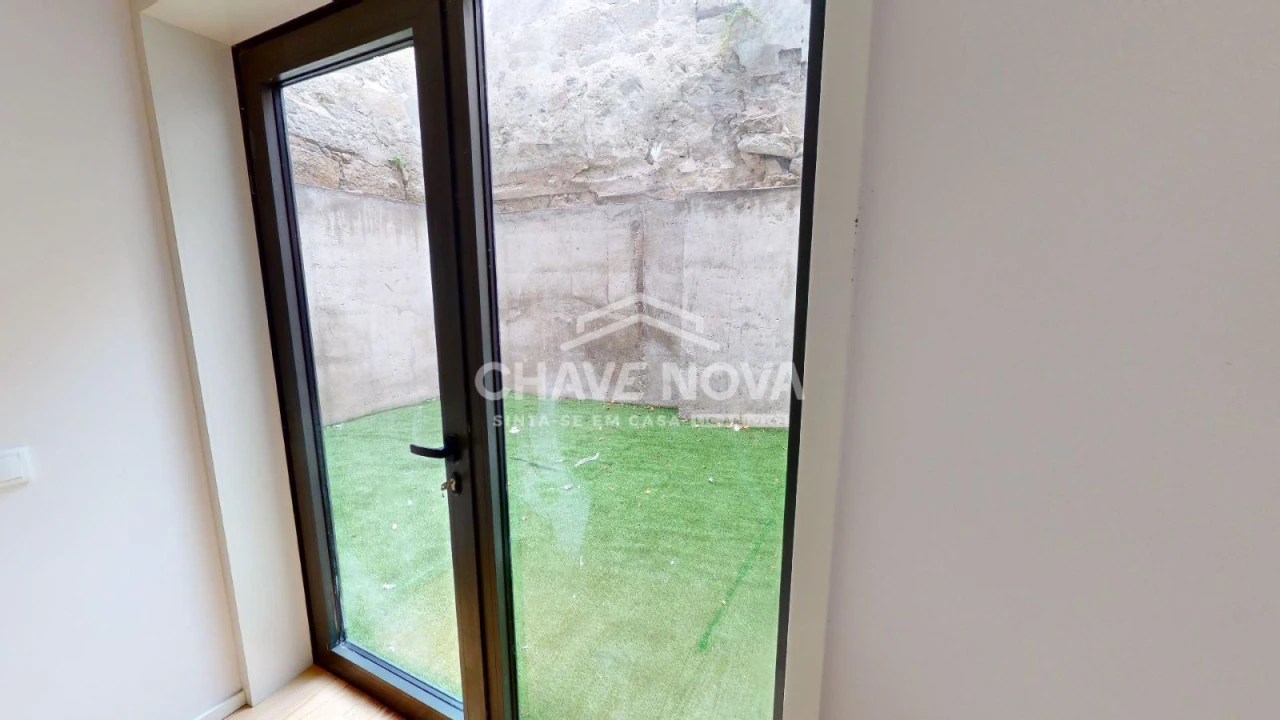 Apartamento T1 para Venda em Cedofeita, Santo Ildefonso, Sé, Miragaia, São Nicolau e Vitória Foto 6