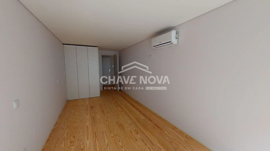 Apartamento T1 para Venda em Cedofeita, Santo Ildefonso, Sé, Miragaia, São Nicolau e Vitória Foto 5