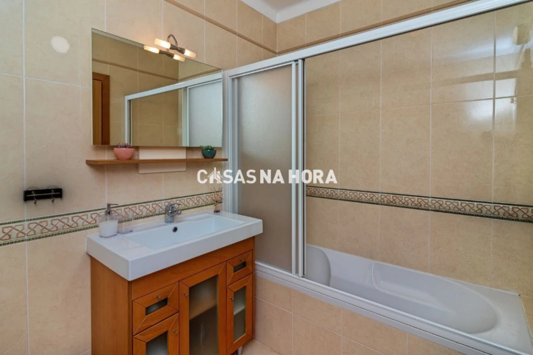 Apartamento T1 para Arrendamento férias em Portimão Foto 7